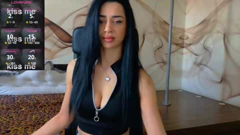 NaomiScarlett online show from 03.10.25
