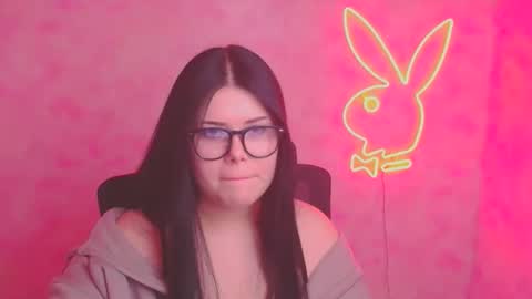 Naomi online show from 11.12.25