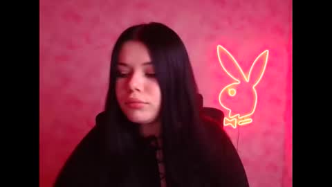 Naomi online show from 11.21.25