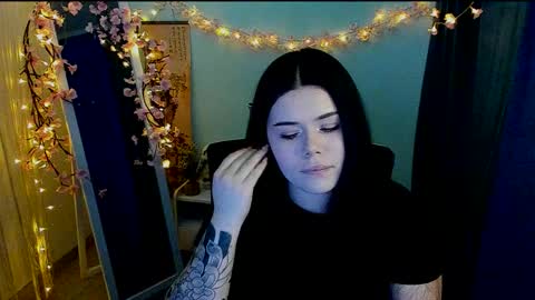 Naomi online show from 03.04.26