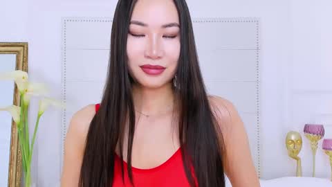 Snapshot of naomiyuu chatting on 01.26.25 Naomi online show from 01.26.25