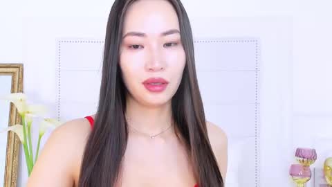 Snapshot of naomiyuu chatting on 02.23.25 Naomi online show from 02.23.25