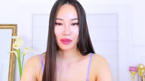 Snapshot of naomiyuu chatting on 03.02.25 Naomi online show from 03.02.25