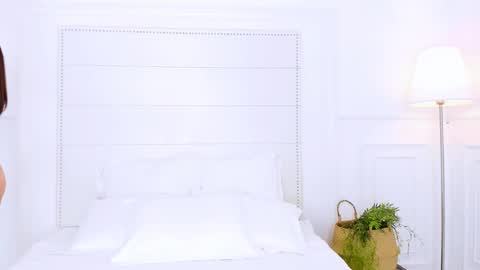 Naomi online show from 11.18.25