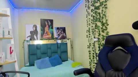 naomy online show from 01.25.25