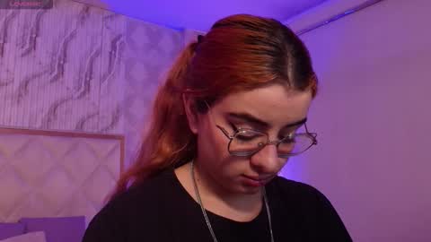 Naomy  online show from 11.29.25