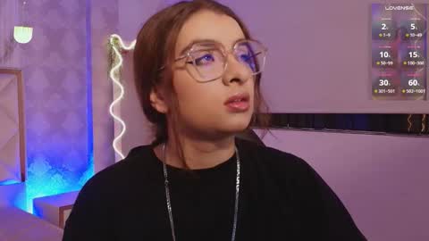 Naomy  online show from 02.05.26