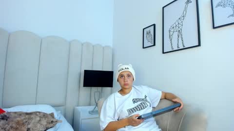 Snapshot of naomyanddany chatting on 01.26.25 NaomyAndDany online show from 01.26.25