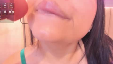 Naomy  online show from 11.13.25