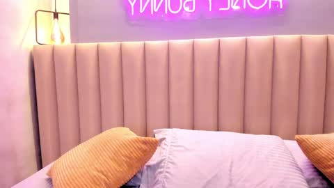 Naomy  online show from 04.11.26