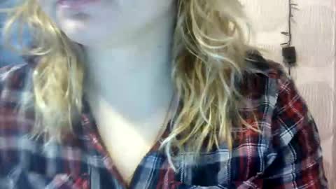 Snapshot of narcisjill chatting on 01.19.25 NarcisJill online show from 01.19.25