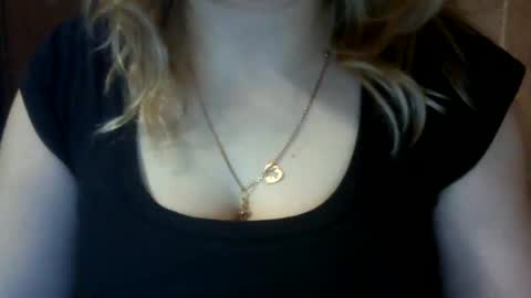 Snapshot of narcisjill chatting on 02.19.25 NarcisJill online show from 02.19.25