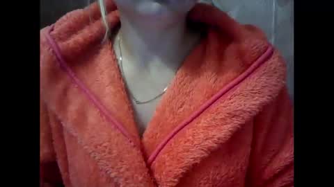 Snapshot of narcisjill chatting on 10.14.25 NarcisJill online show from 10.14.25