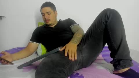 Snapshot of narciso_kh chatting on 02.13.26 deibyd online show from 02.13.26