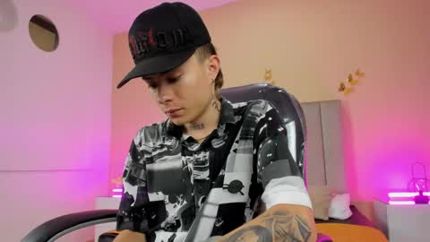 Snapshot of nascary_fox chatting on 04.25.26 Nascary Fox online show from 04.25.26