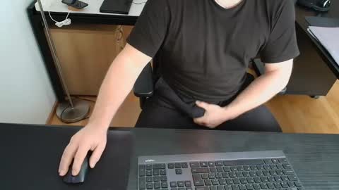 Snapshot of nase17 chatting on 12.09.24 nase online show from 12.09.24