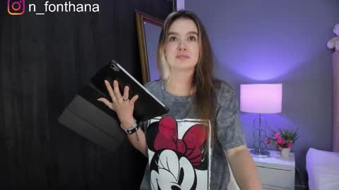 Nashly Fontana online show from 11.30.25