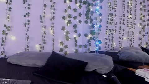 Maira online show from 01.26.25