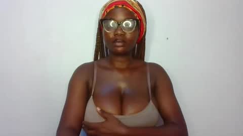 Snapshot of nastie_amanda chatting on 02.27.25 Amanda online show from 02.27.25
