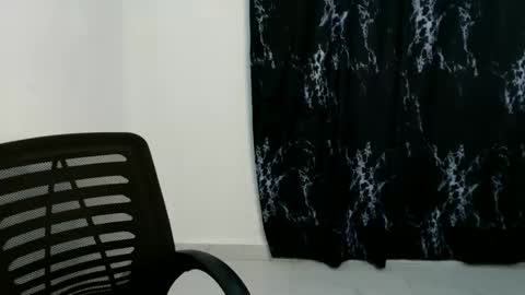 Snapshot of nasty_creamypussyy chatting on 04.10.26 Mila online show from 04.10.26