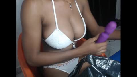 nasty_luna0 online show from 01.06.25
