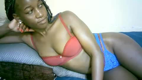 Marie online show from 10.19.25