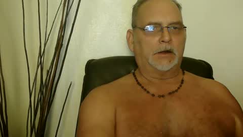 Snapshot of nastydaddyfatcock8 chatting on 12.22.24 Daddy online show from 12.22.24