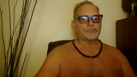 Snapshot of nastydaddyfatcock8 chatting on 12.30.24 Daddy online show from 12.30.24