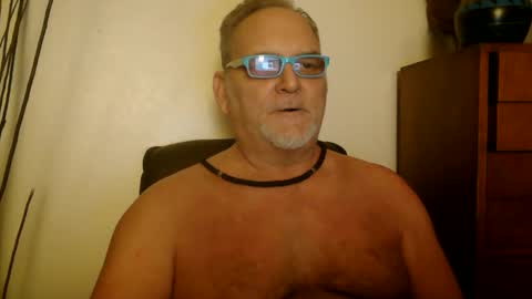 Snapshot of nastydaddyfatcock8 chatting on 01.07.25 Daddy online show from 01.07.25