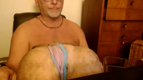 Snapshot of nastydaddyfatcock8 chatting on 02.14.25 Daddy online show from 02.14.25