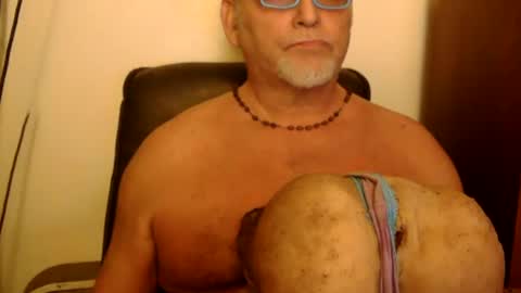 Snapshot of nastydaddyfatcock8 chatting on 02.23.25 Daddy online show from 02.23.25