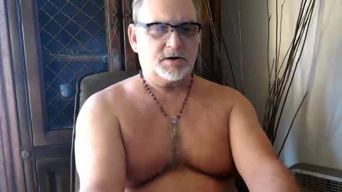 Snapshot of nastydaddyfatcock8 chatting on 03.08.25 Daddy online show from 03.08.25