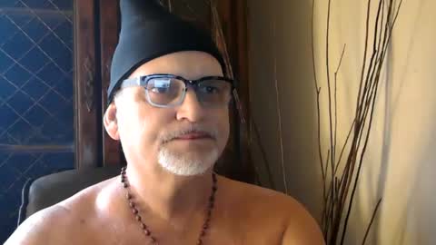 Snapshot of nastydaddyfatcock8 chatting on 03.09.25 Daddy online show from 03.09.25