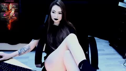 Snapshot of nastykatty_ chatting on 09.18.25 nastykatty_ online show from 09.18.25