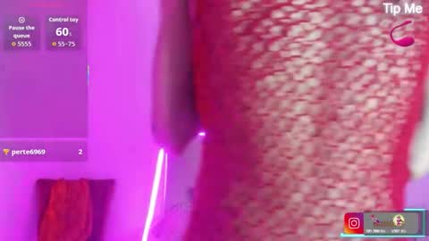 Snapshot of natacha_ferrer1 chatting on 02.17.26 natacha_ferrer1 online show from 02.17.26