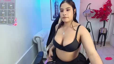 Snapshot of natalia_cartier chatting on 04.15.26 Natalia. online show from 04.15.26