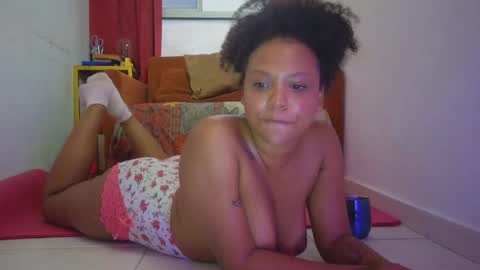 natalia_curlyx online show from 05.05.26