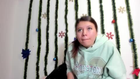 Natalia Walker online show from 12.22.25