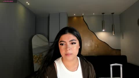 Snapshot of nataliagaret chatting on 05.25.26 Nata online show from 05.25.26