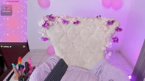Nataliua Henao online show from 10.20.25