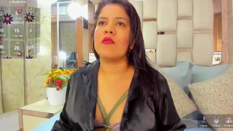 nataliastonee online show from 10.23.25