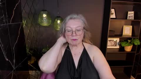 Snapshot of natalicloud chatting on 05.17.26 NataliCloud online show from 05.17.26