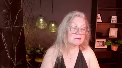 Snapshot of natalicloud chatting on 06.19.26 NataliCloud online show from 06.19.26