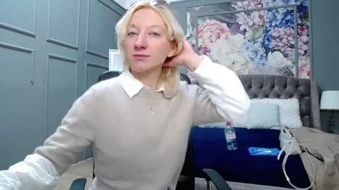 Natalie online show from 01.23.25