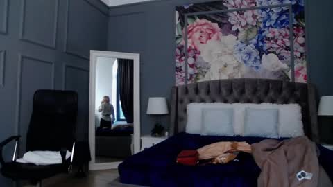 Natalie online show from 01.25.25