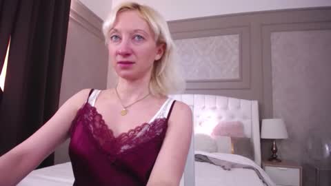 Natalie online show from 03.04.26