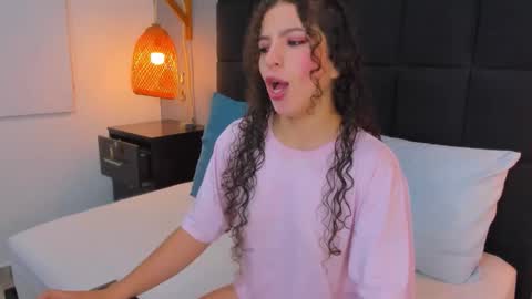 Snapshot of natalie_esmith chatting on 03.18.26 N A T A L I E online show from 03.18.26