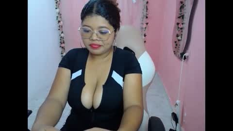 natalie_tits1 online show from 10.22.25