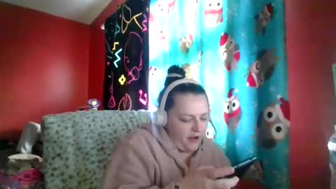 Snapshot of nataliedays chatting on 12.21.24 Natalie  online show from 12.21.24