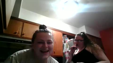 Snapshot of nataliedays chatting on 01.15.25 Natalie  online show from 01.15.25